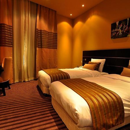 Aldar Hotel Szardża Zewnętrze zdjęcie